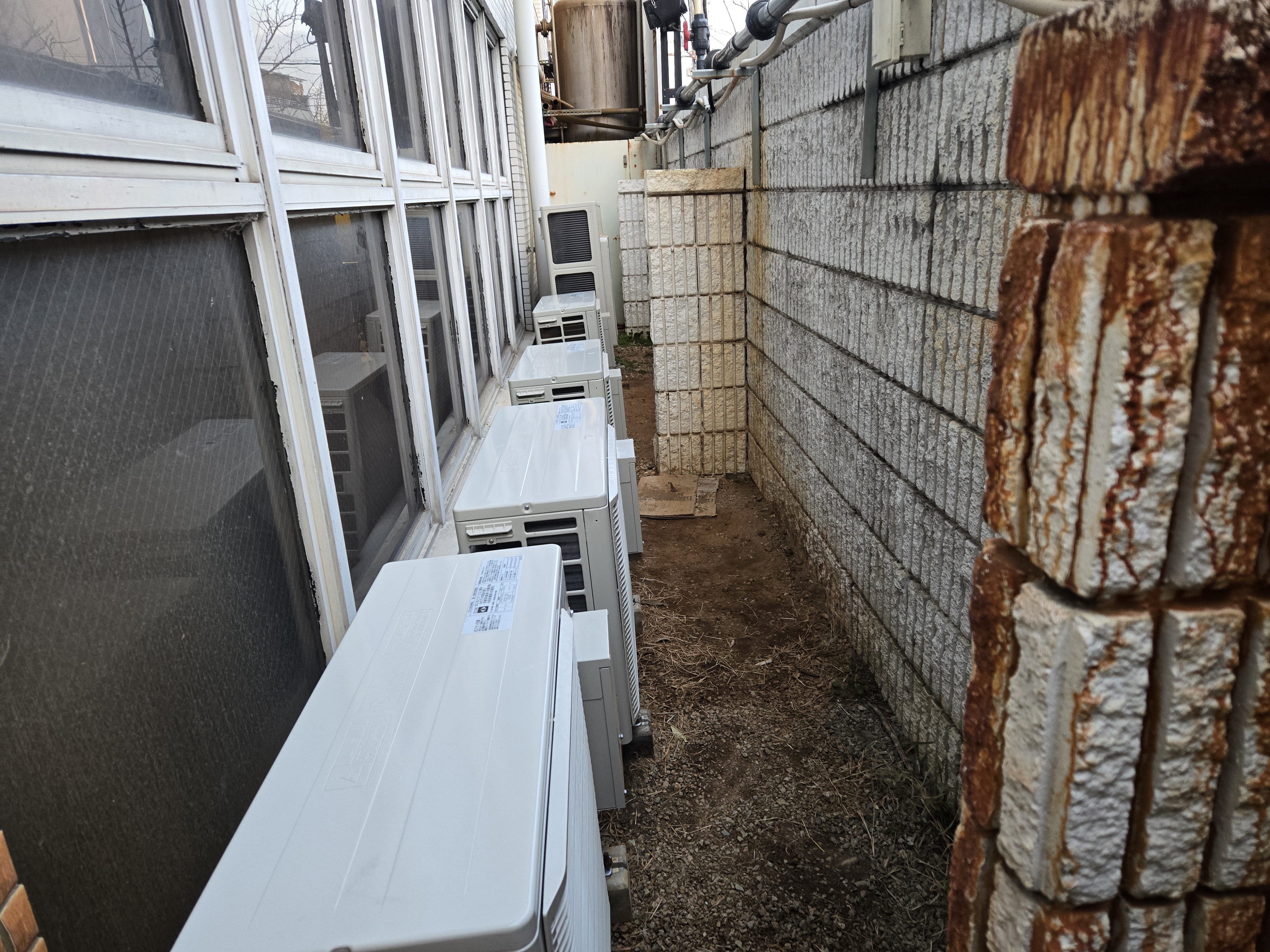 新設ダイキン製天カセ室内機
